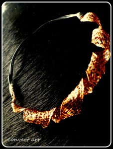 04-necklace-from-tv-copper-windings-and-pc-cables