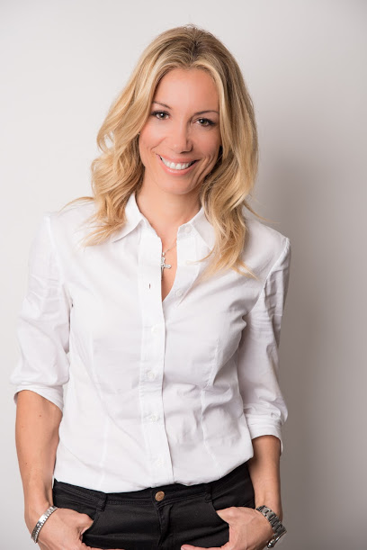 vicky vlachonis: lighting up&nbsp;stars