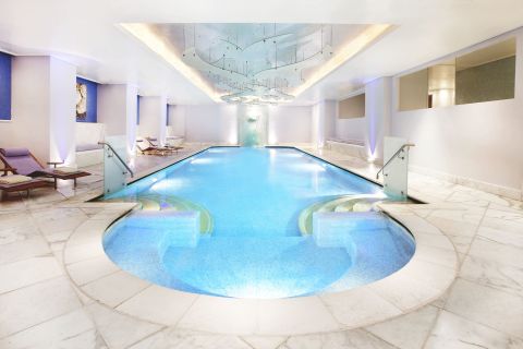 The GB Spa swimming pool, which is chlorine free and enriched with ozone, oxygen and sea salt. Grande Bretagne Anne Specque